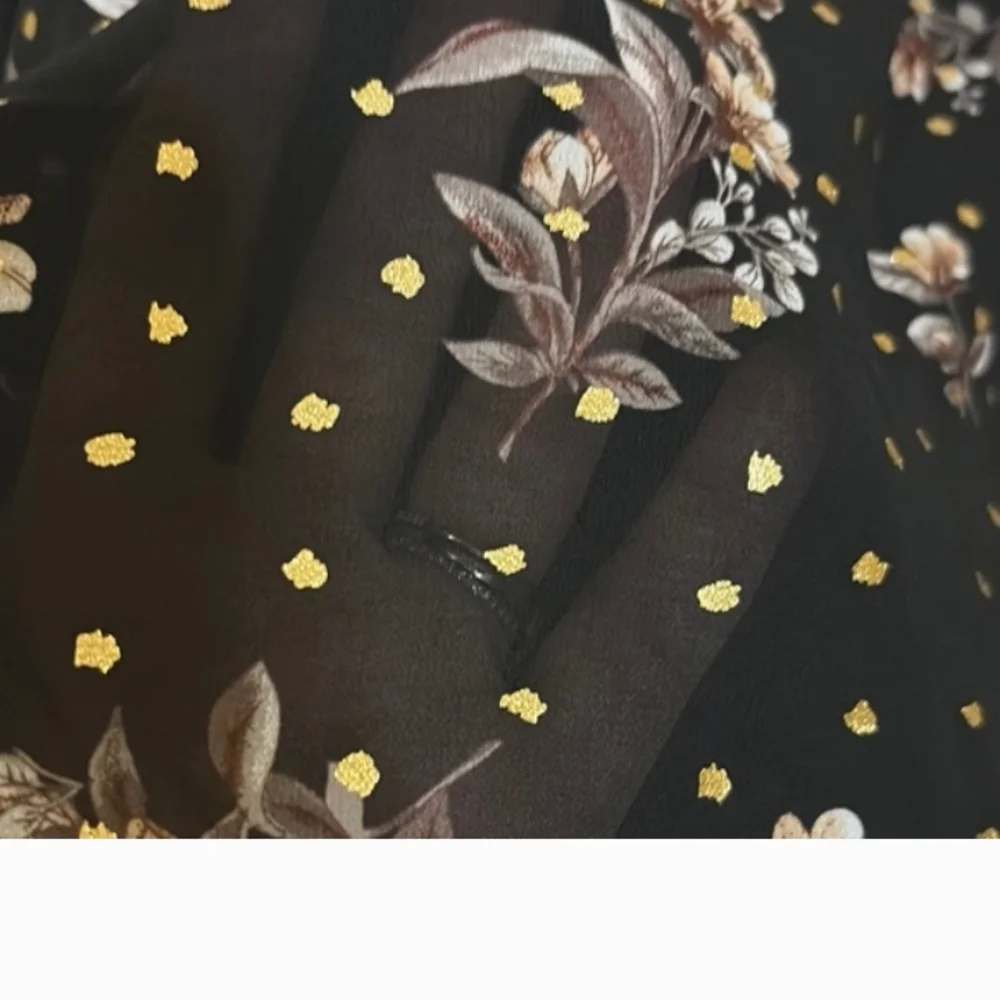 Floral Black Women's Top - Picture 8 of 8